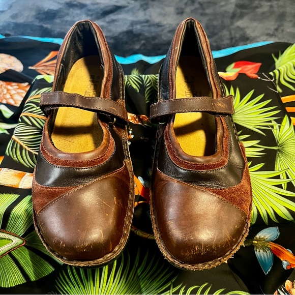 Naot Shoes - NOAT Patchwork Suede Leather Boho Artsy Crunchy Teacher Work Casual Maryjanes 39